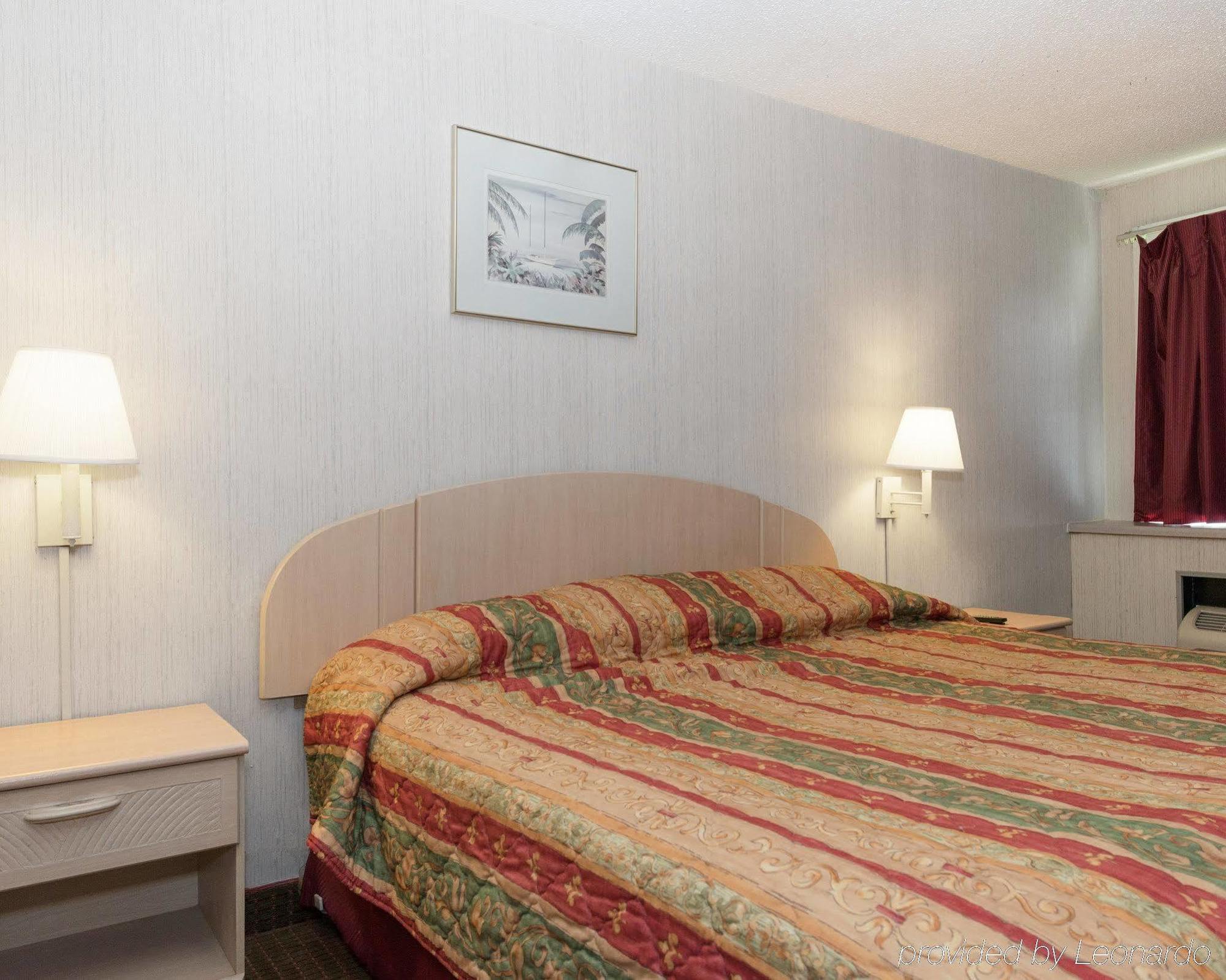 Rodeway Inn แอนแนโพลิส ภายนอก รูปภาพ