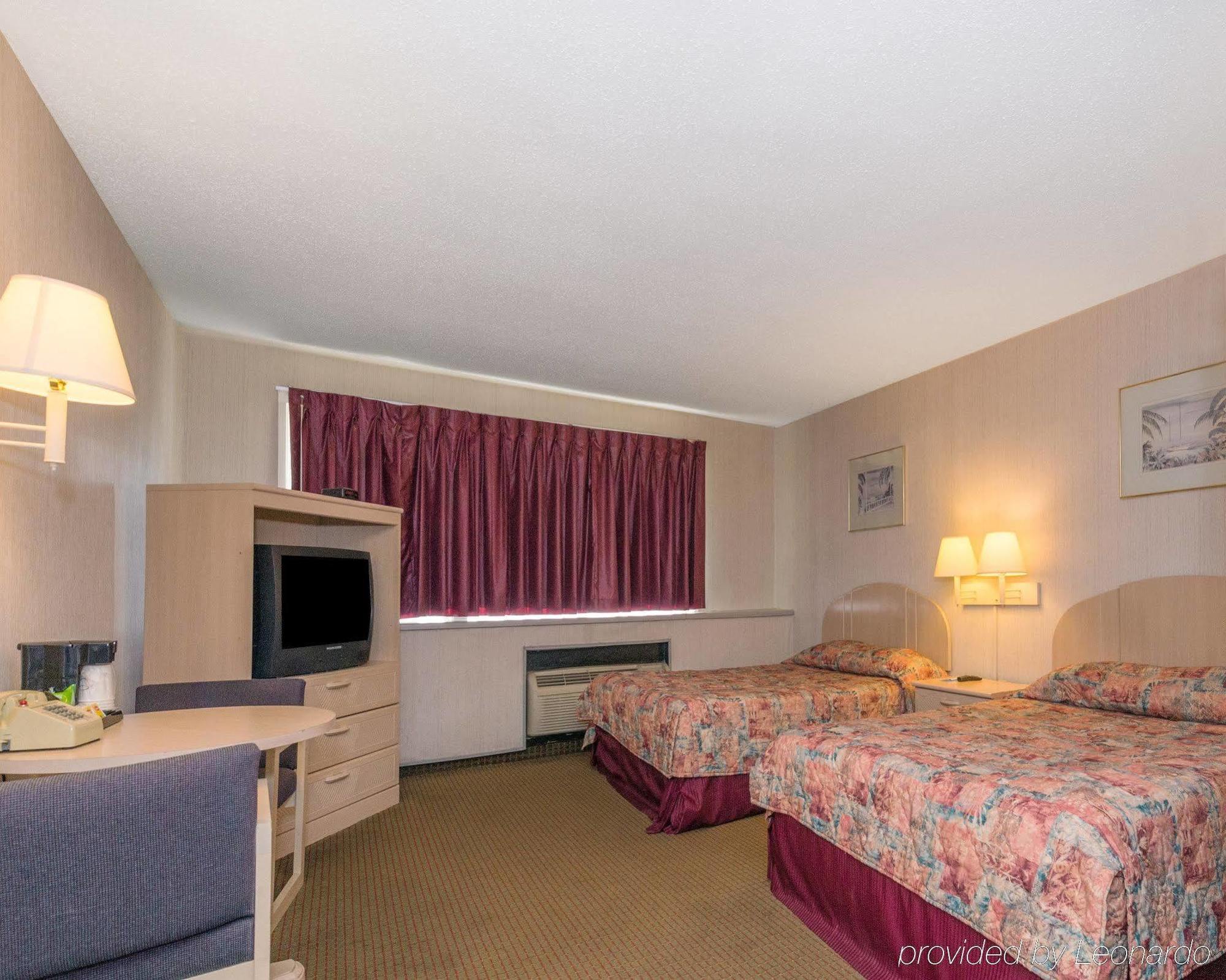Rodeway Inn แอนแนโพลิส ภายนอก รูปภาพ